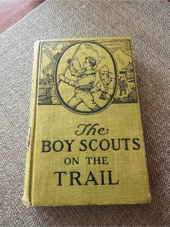 Other - 1921 The Boy Scouts On The Trail Book.
